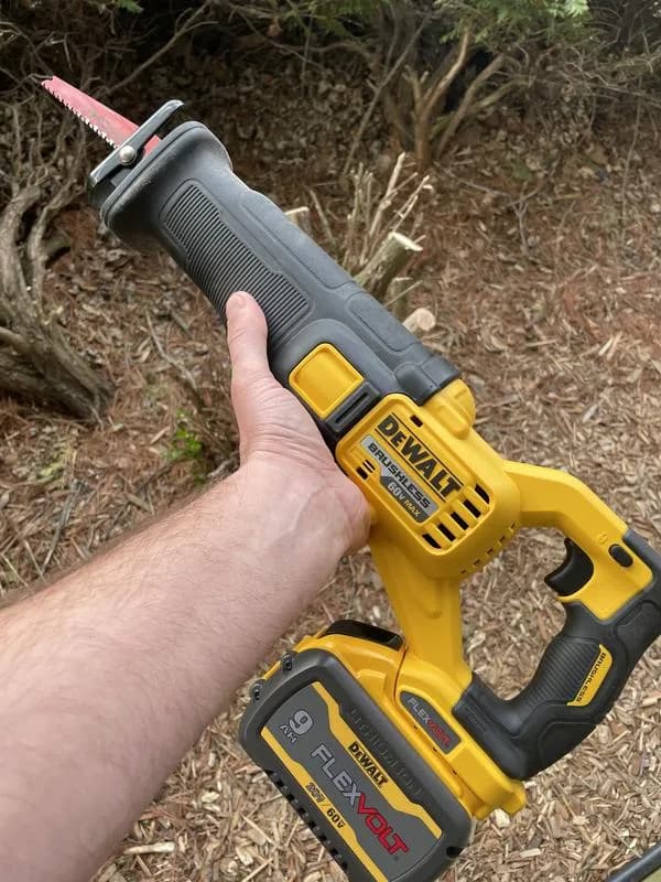 60V MAX Reciprocating Saw