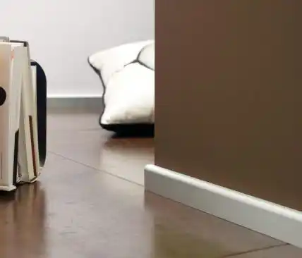 metal line skirting boards 14